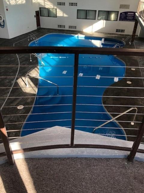 Boarders Inn & Suites By Cobblestone Hotels - Grand Island Esterno foto