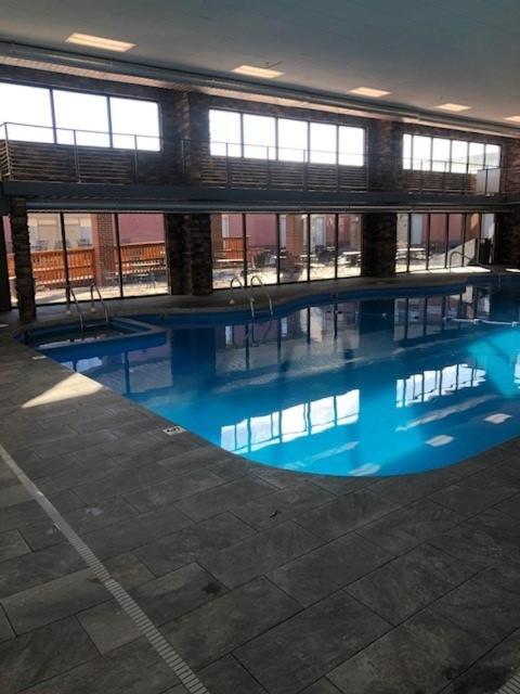 Boarders Inn & Suites By Cobblestone Hotels - Grand Island Esterno foto