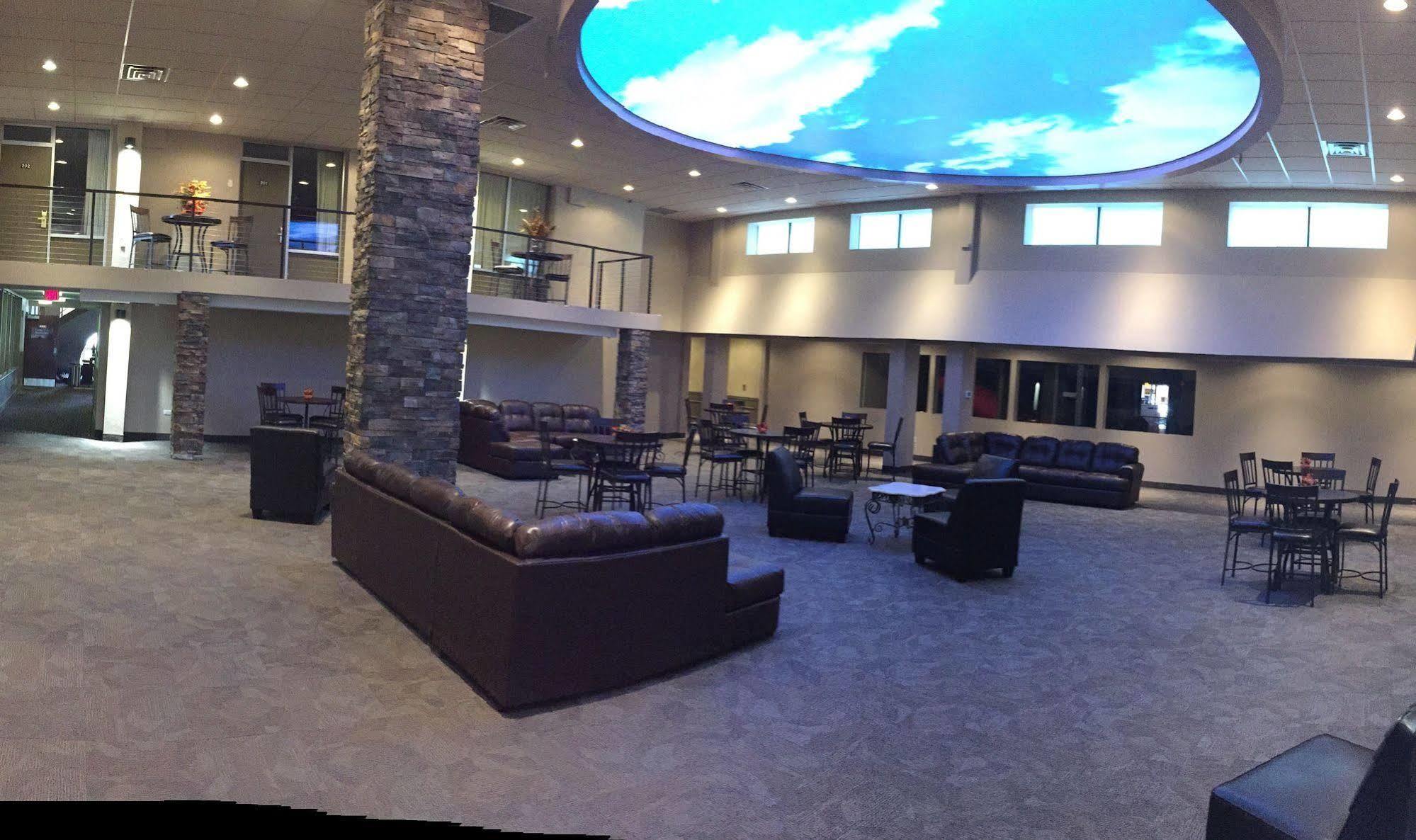 Boarders Inn & Suites By Cobblestone Hotels - Grand Island Esterno foto